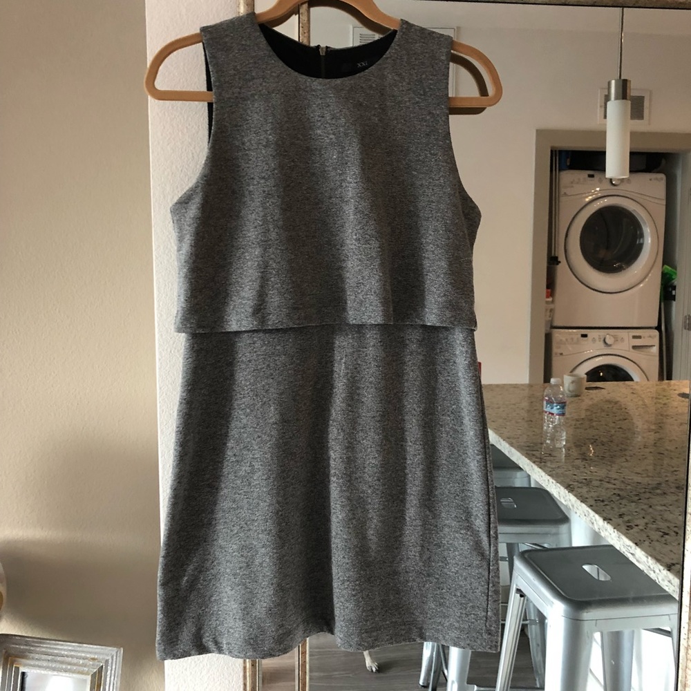 Basic double layer gray zip dress